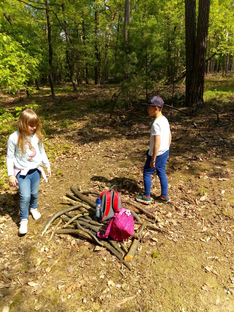 Školní družina na výpravě s lesním pegagogem